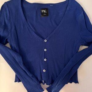 Women's Blue Cropped Ribbed Button-Up Top